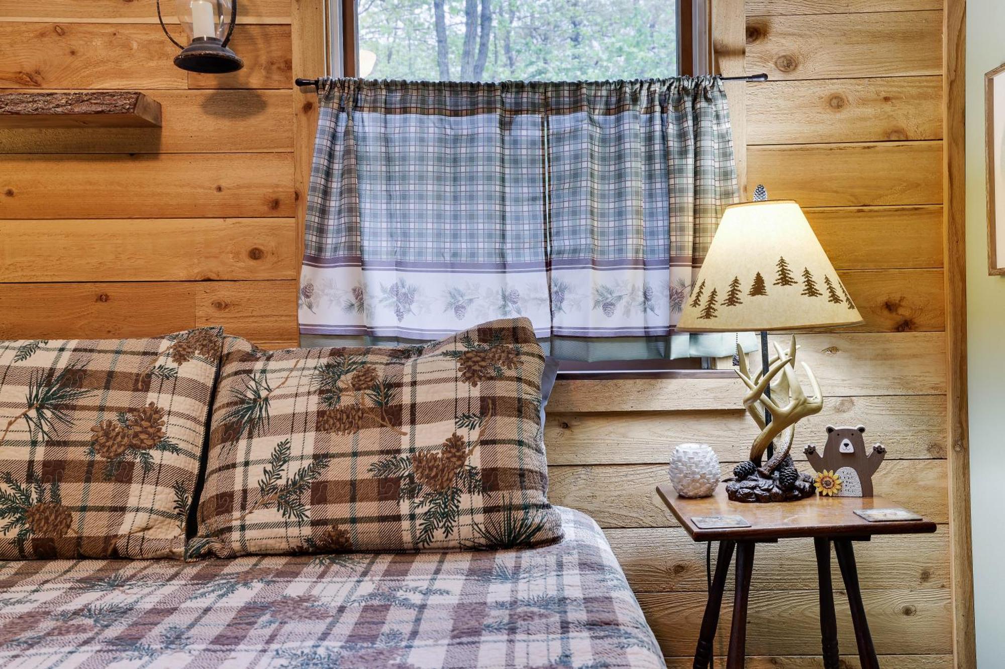 Serenity And Fun All In One In This Cozy Pocono Cabin Jim Thorpe Exteriér fotografie