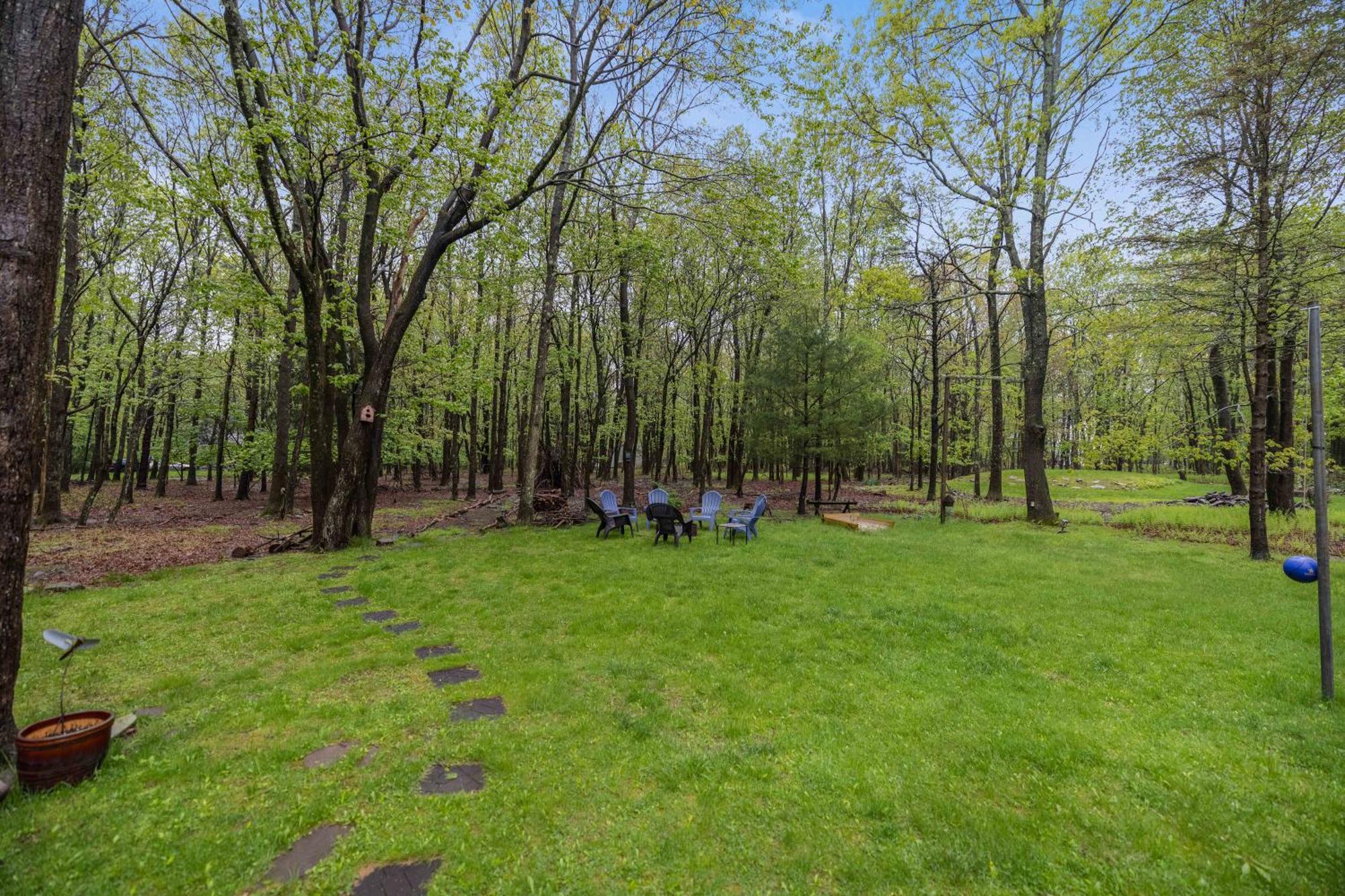 Serenity And Fun All In One In This Cozy Pocono Cabin Jim Thorpe Exteriér fotografie
